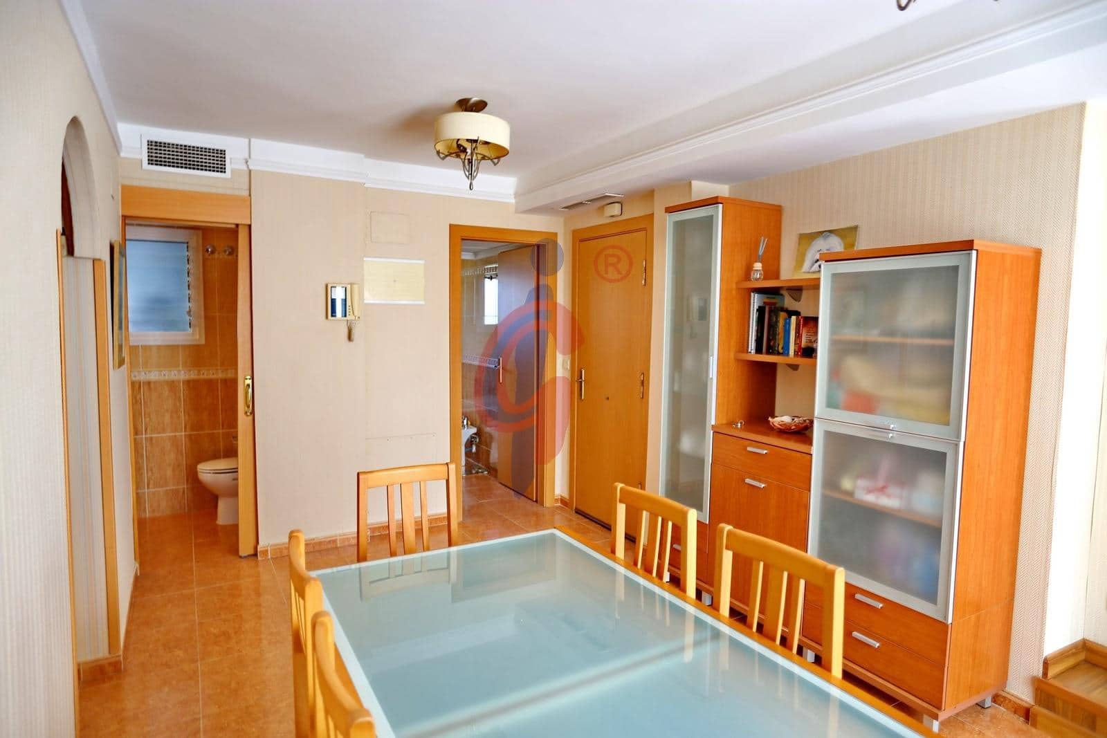 4 makuuhuone Kattohuoneisto myytävänä paikassa Guardamar del Segura mukana uima-altaan 
autotalli - 209 750 € (Ref: 9023591)