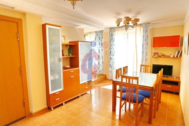 4 makuuhuone Kattohuoneisto myytävänä paikassa El Edén, Guardamar del Segura mukana uima-altaan 
autotalli - 209 750 € (Ref: 9023591)