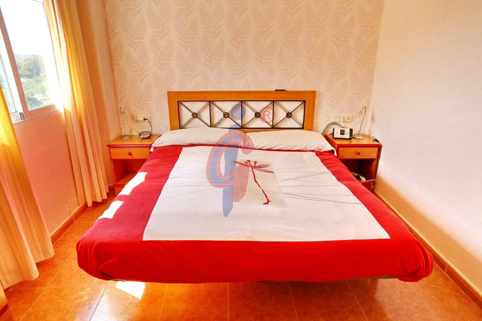 4 makuuhuone Kattohuoneisto myytävänä paikassa Guardamar del Segura mukana uima-altaan 
autotalli - 209 750 € (Ref: 9023591)