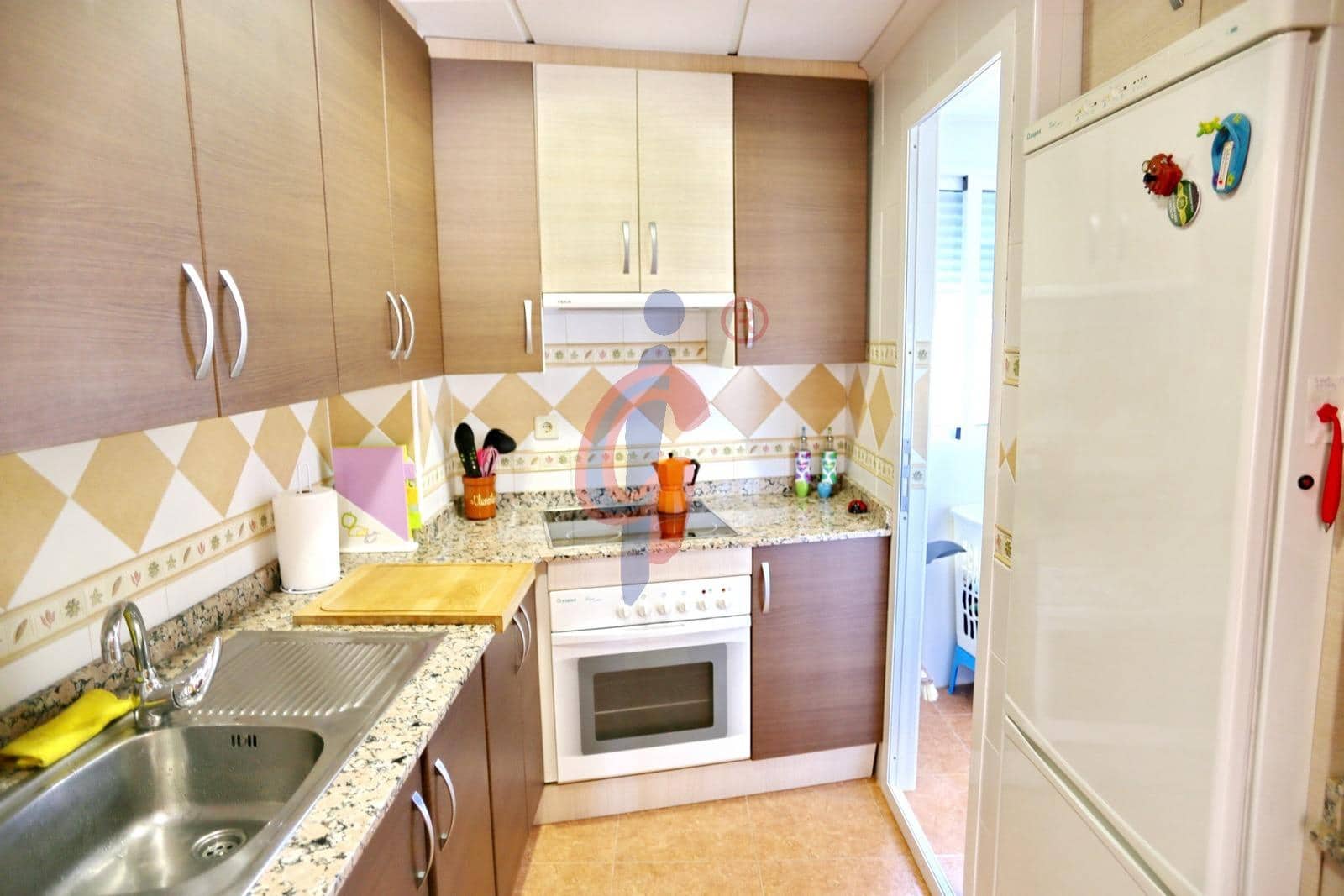 4 makuuhuone Kattohuoneisto myytävänä paikassa Guardamar del Segura mukana uima-altaan 
autotalli - 209 750 € (Ref: 9023591)