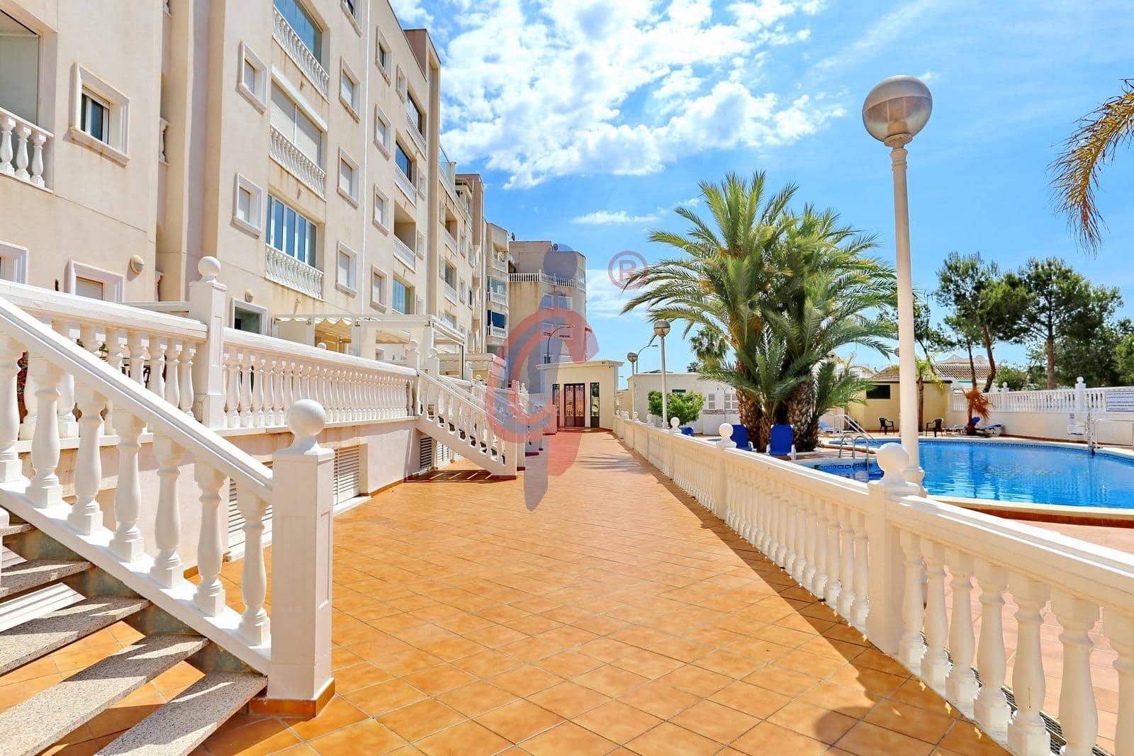 4 makuuhuone Kattohuoneisto myytävänä paikassa Guardamar del Segura mukana uima-altaan 
autotalli - 209 750 € (Ref: 9023591)