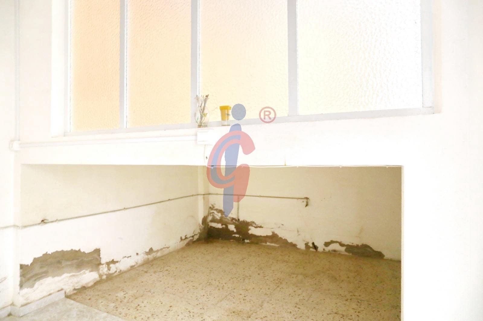 Gewerbe zu vermieten in Guardamar del Segura - 750 € (Ref: 9034632)