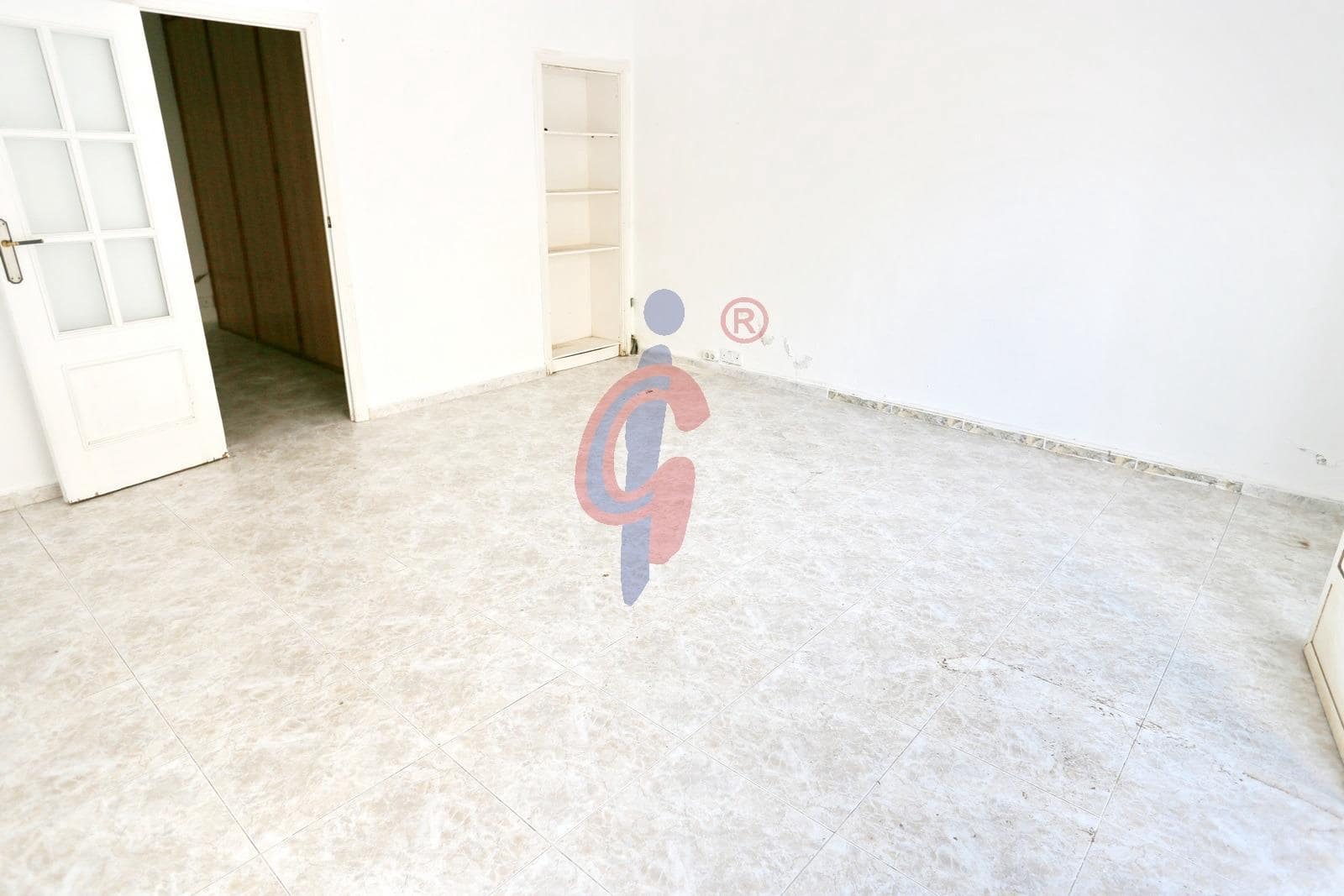 Gewerbe zu vermieten in Guardamar del Segura - 750 € (Ref: 9034632)