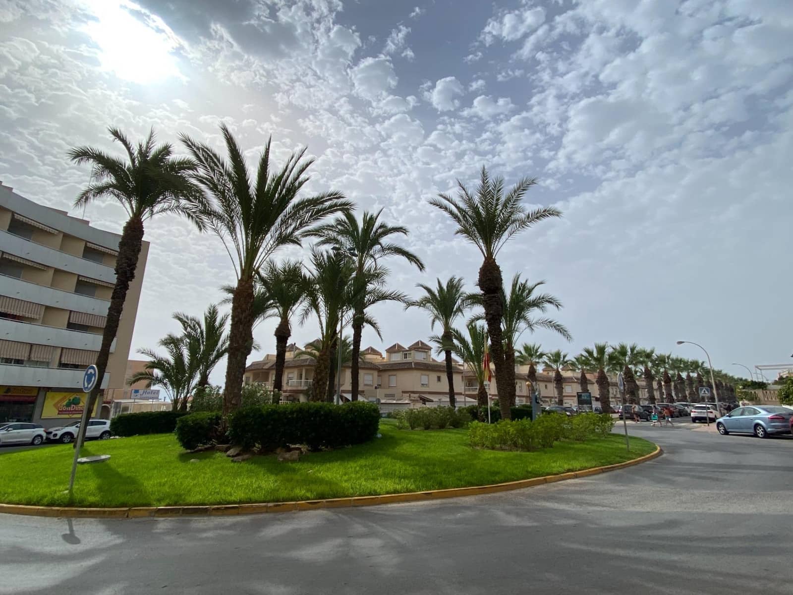 Gewerbe zu vermieten in Guardamar del Segura - 750 € (Ref: 9034632)