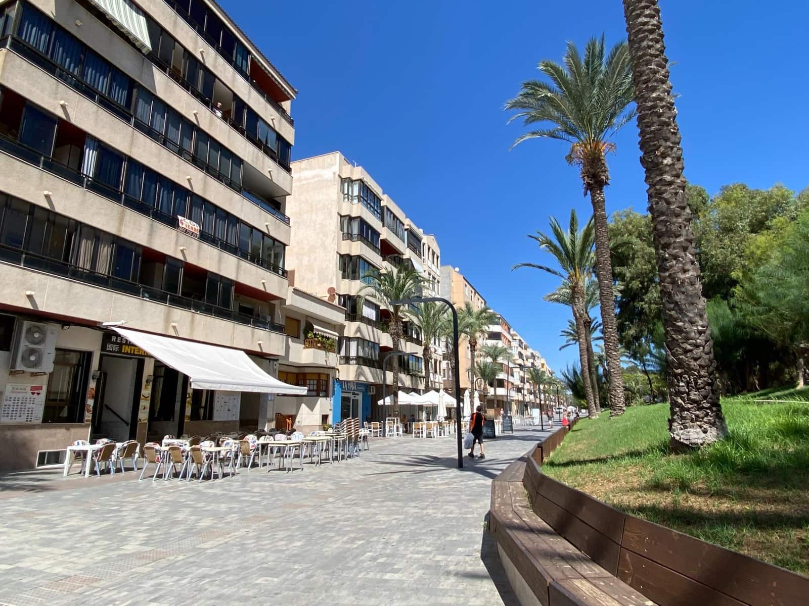 Gewerbe zu vermieten in Guardamar del Segura - 750 € (Ref: 9034632)