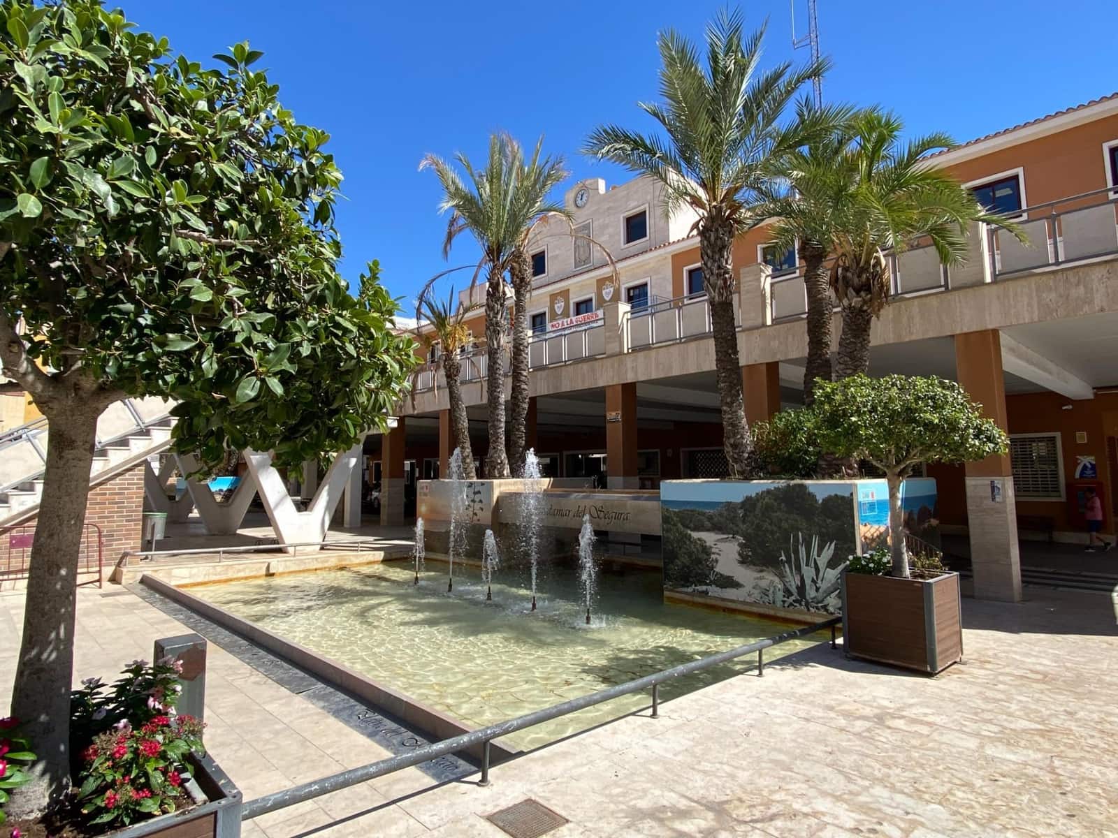 Gewerbe zu vermieten in Guardamar del Segura - 750 € (Ref: 9034632)