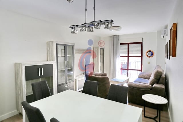 Apartamento de 3 habitaciones en Zona Pueblo, Guardamar del Segura en alquiler - 850 € (Ref: 9051136)