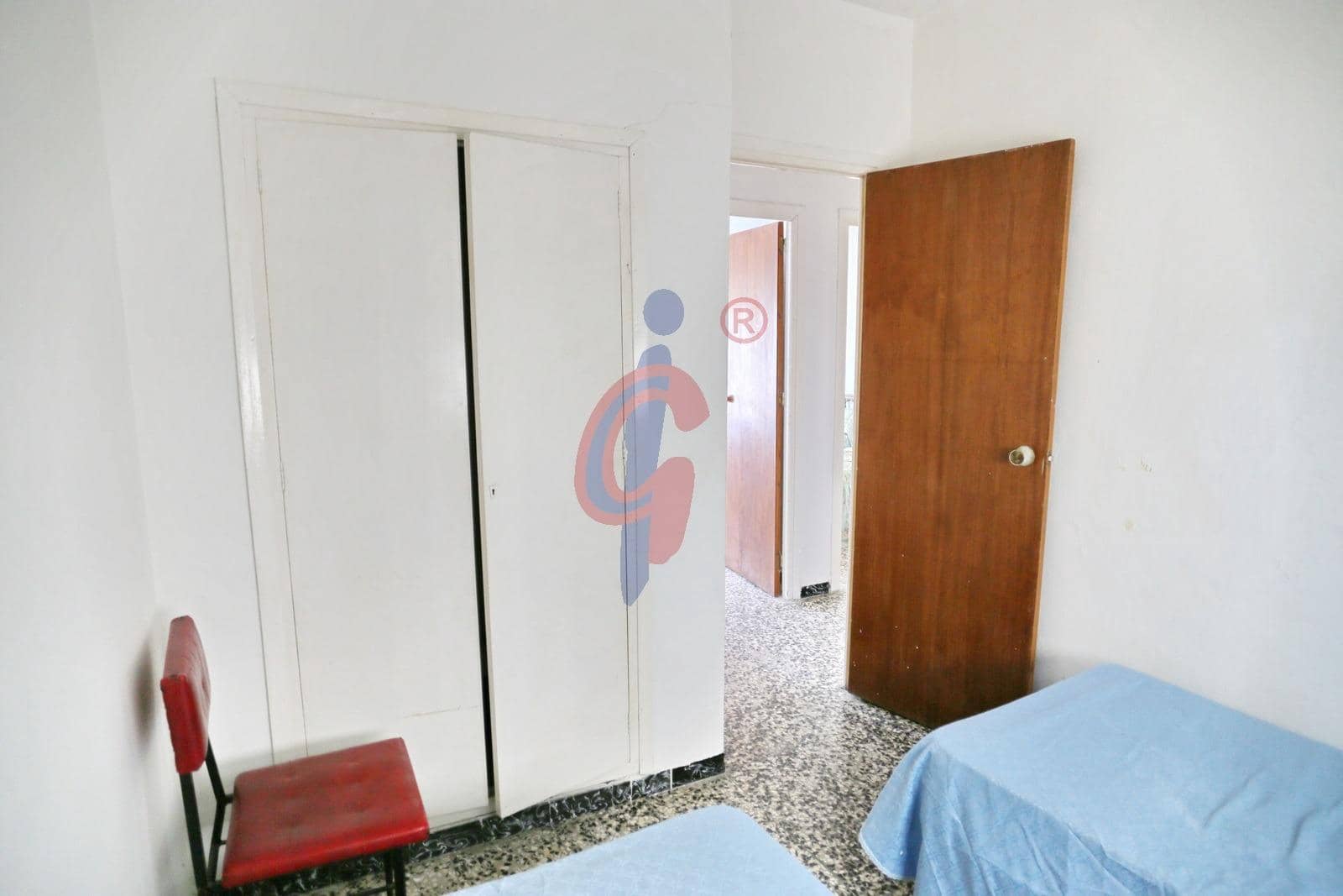 Apartamento de 3 habitaciones en Guardamar del Segura en venta con garaje - 145.000 € (Ref: 9059479)