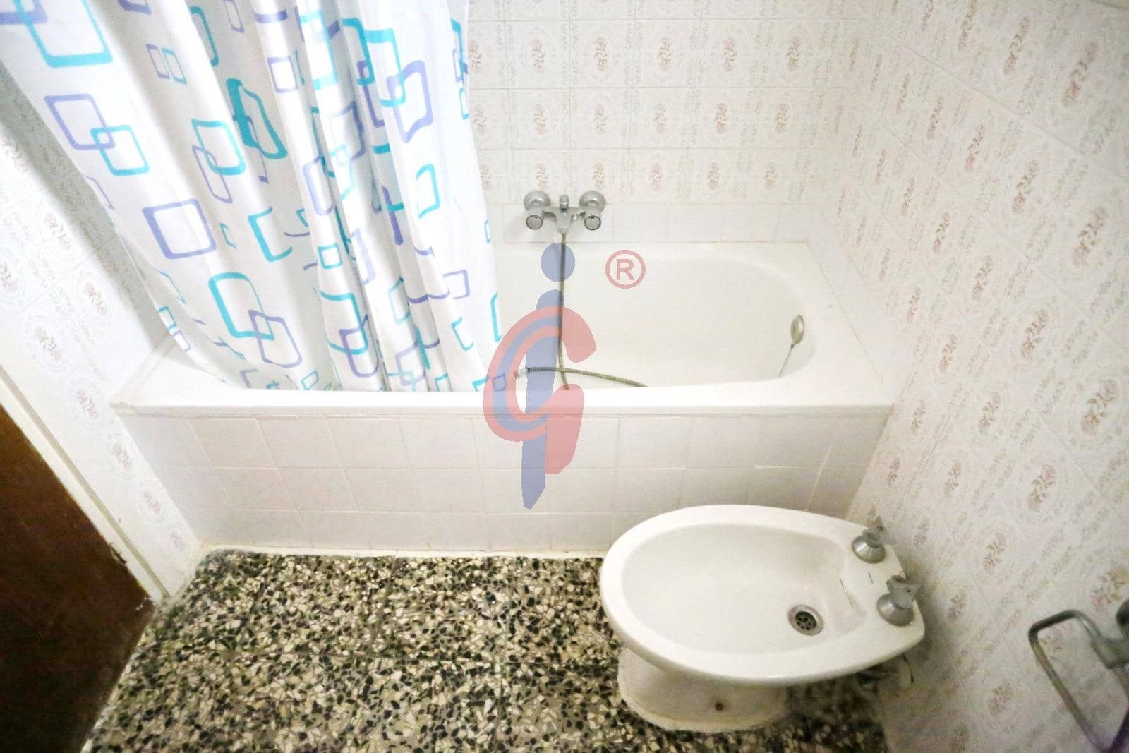 3 makuuhuone Huoneisto myytävänä paikassa Guardamar del Segura mukana 
autotalli - 145 000 € (Ref: 9059479)