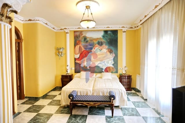 5 bedroom Villa for sale in Albatera with pool garage - € 1,480,000 (Ref: 9062497)