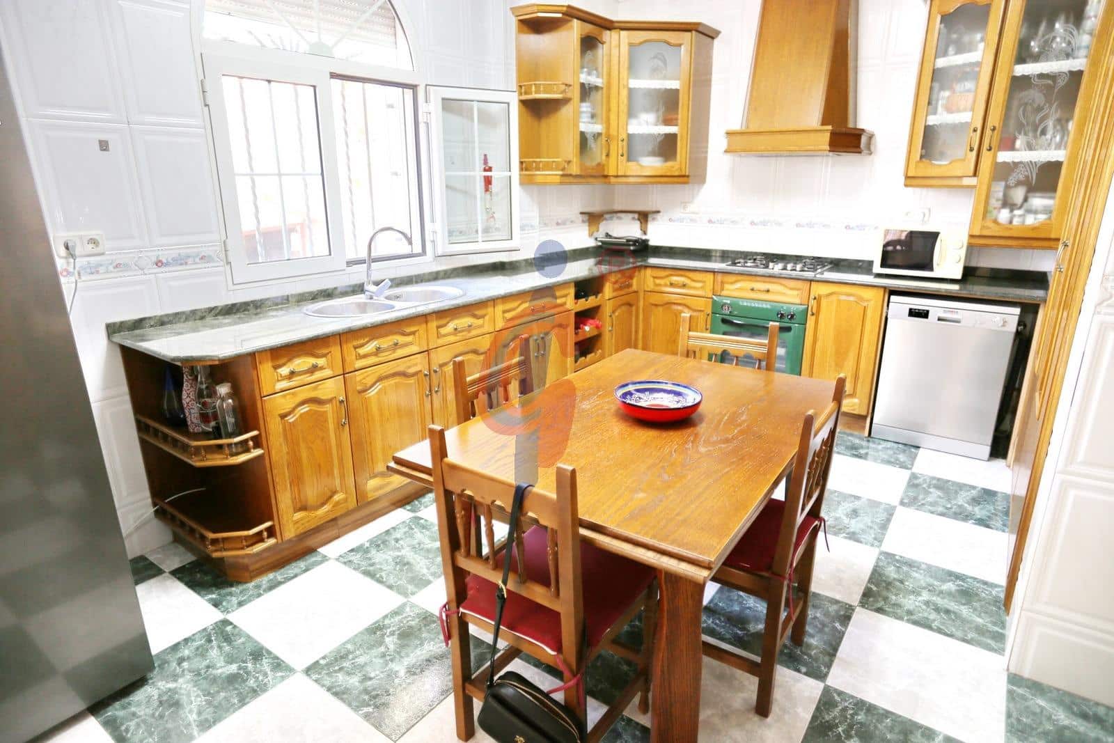 5 soveværelse Villa til salg i Albatera med swimmingpool garage - € 1.480.000 (Ref: 9062497)