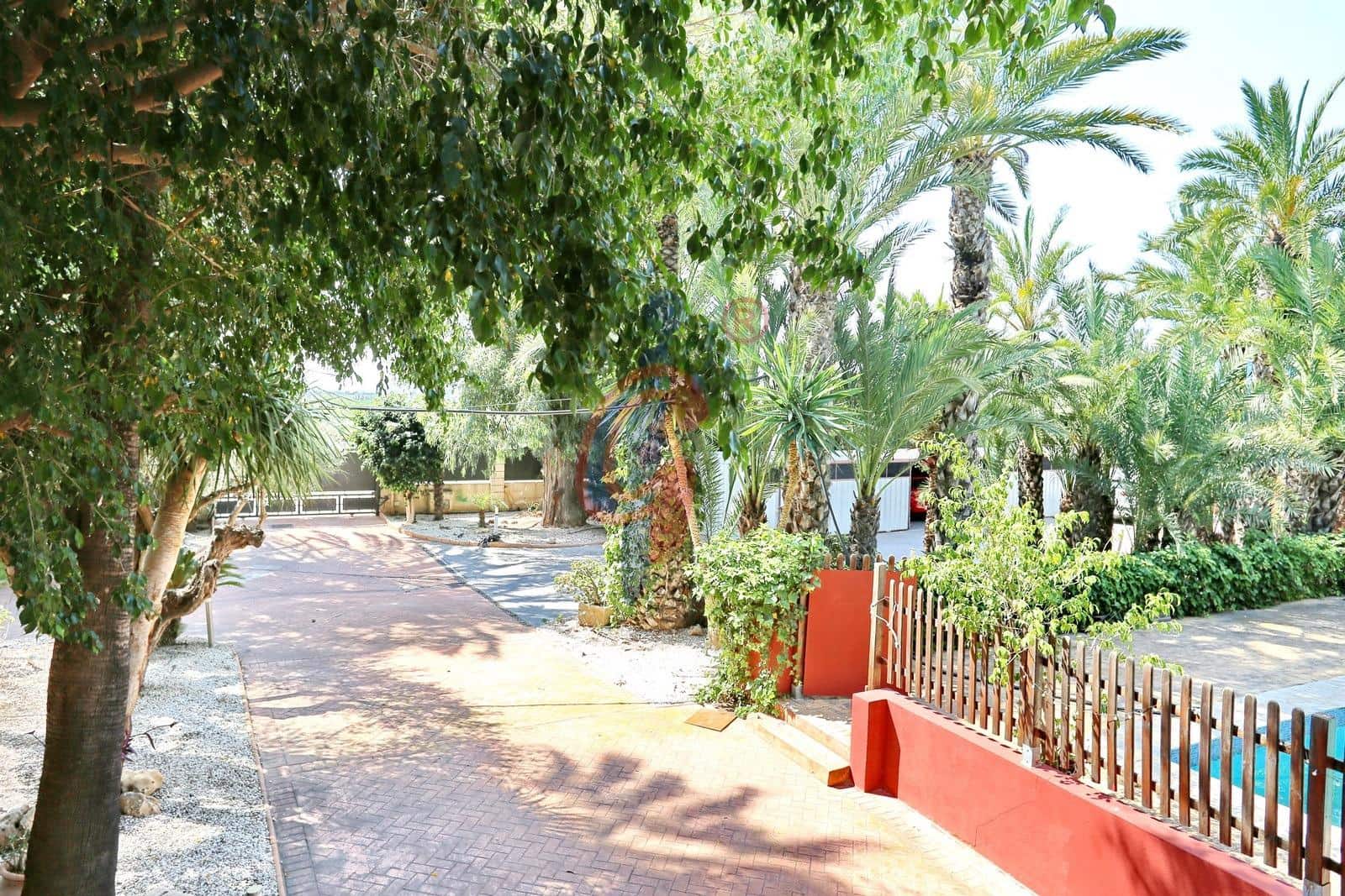 5 soveværelse Villa til salg i Albatera med swimmingpool garage - € 1.480.000 (Ref: 9062497)