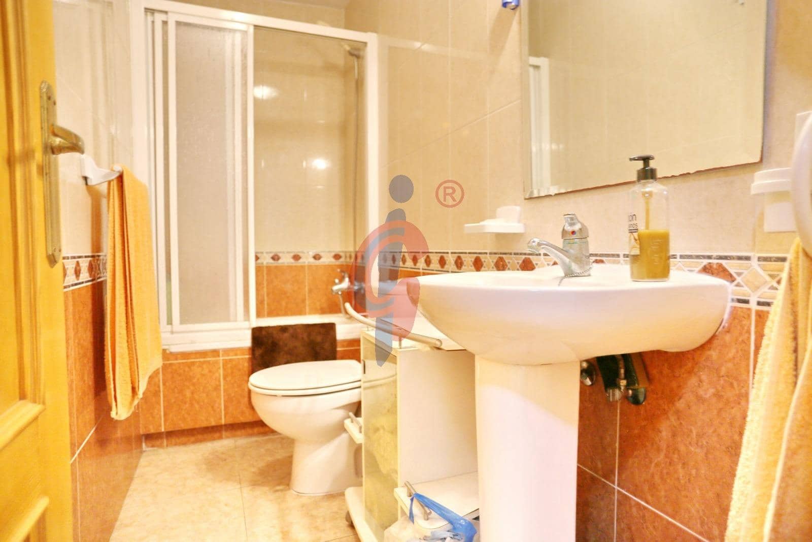 3 sovrum Lägenhet till salu i Guardamar del Segura med garage - 210 500 € (Ref: 9075211)