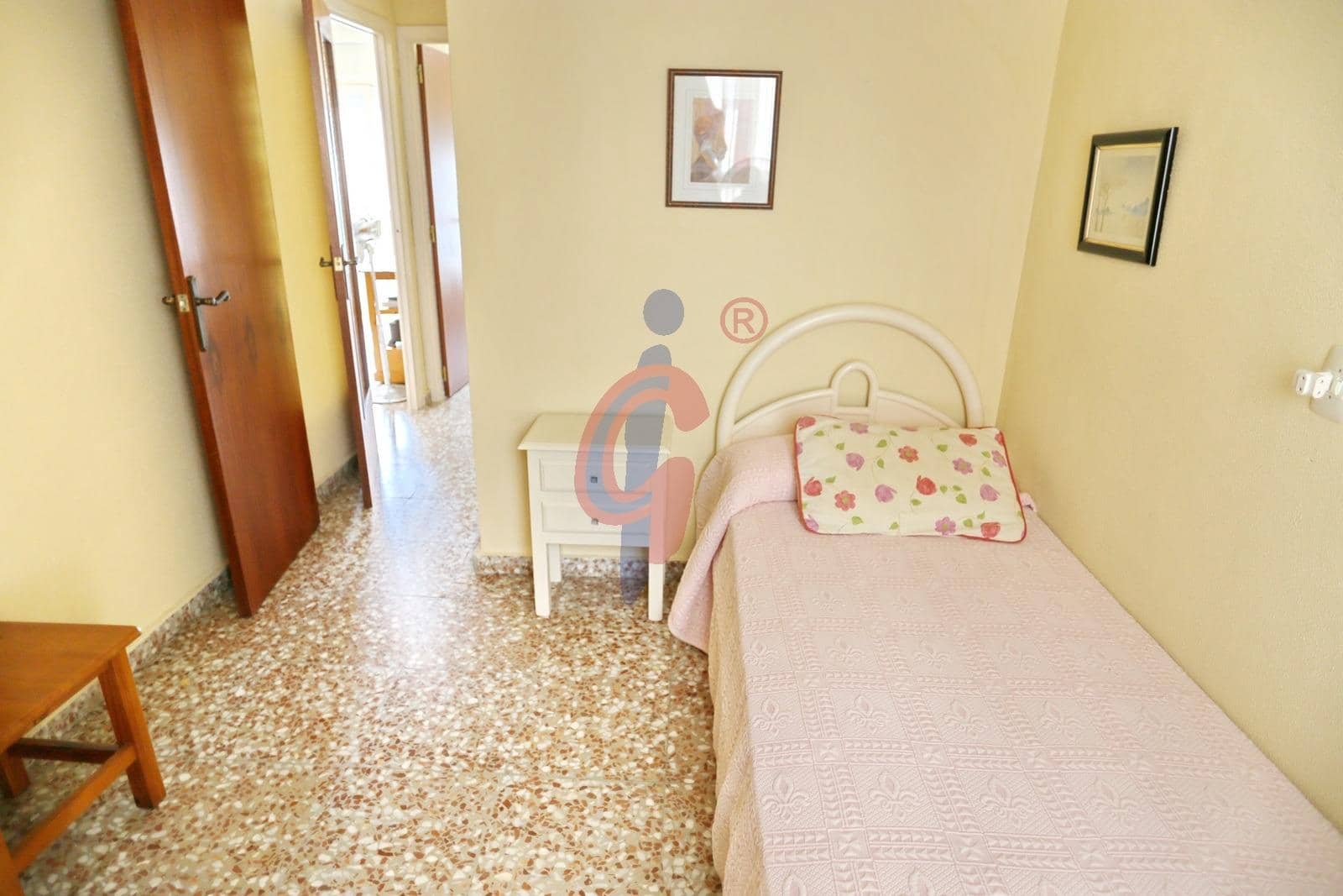 3 soveværelse Lejlighed til salg i Guardamar del Segura - € 105.000 (Ref: 9075213)