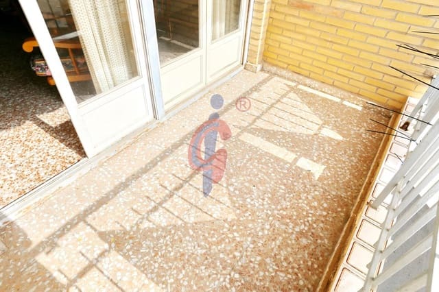 3 soveværelse Lejlighed til salg i Las Viñas, Guardamar del Segura - € 105.000 (Ref: 9075213)