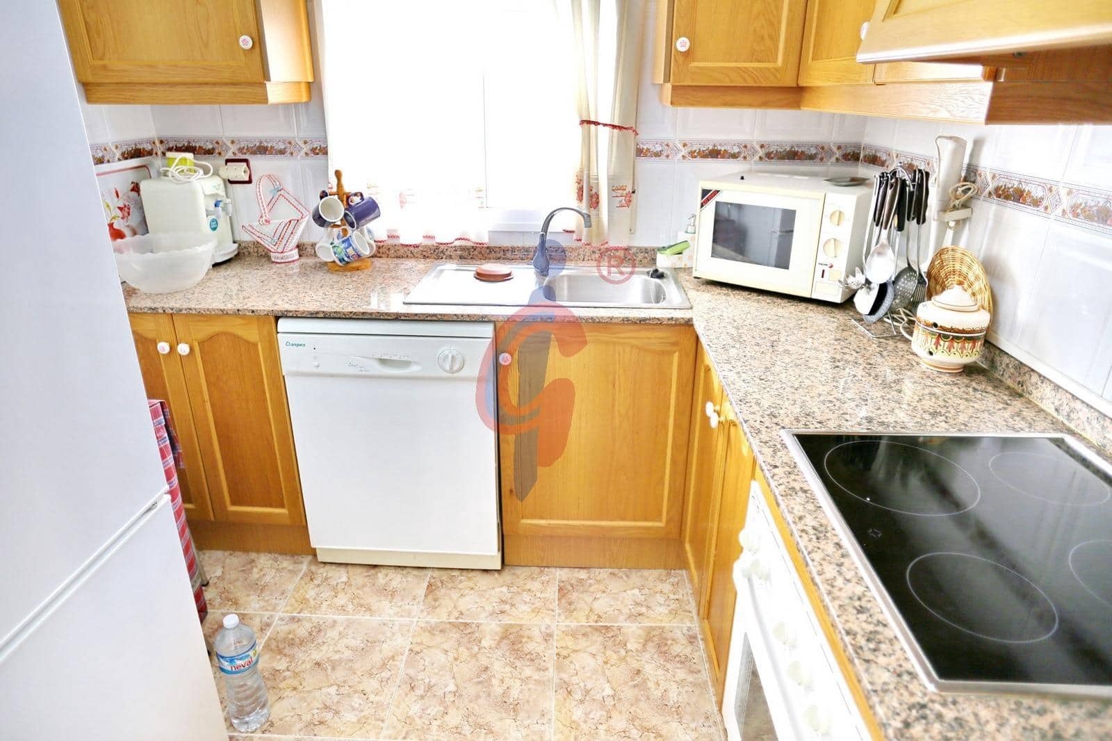 2 sovrum Lägenhet till salu i Guardamar del Segura med garage - 142 000 € (Ref: 9089896)