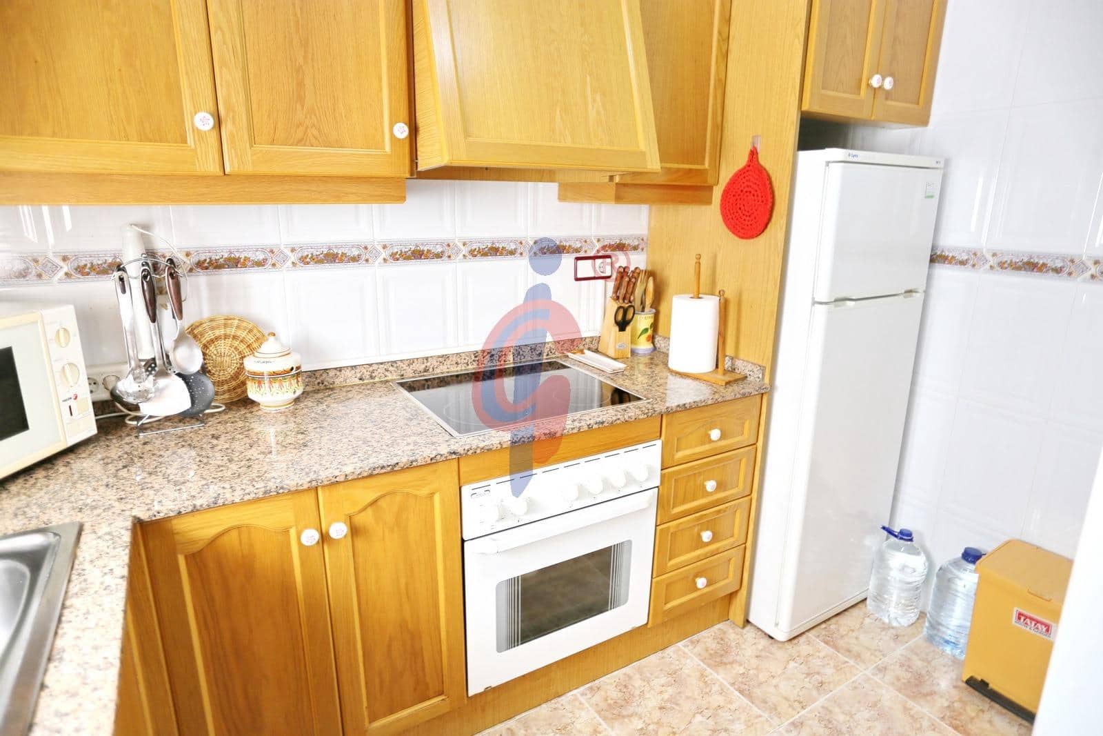 2 sovrum Lägenhet till salu i Guardamar del Segura med garage - 142 000 € (Ref: 9089896)