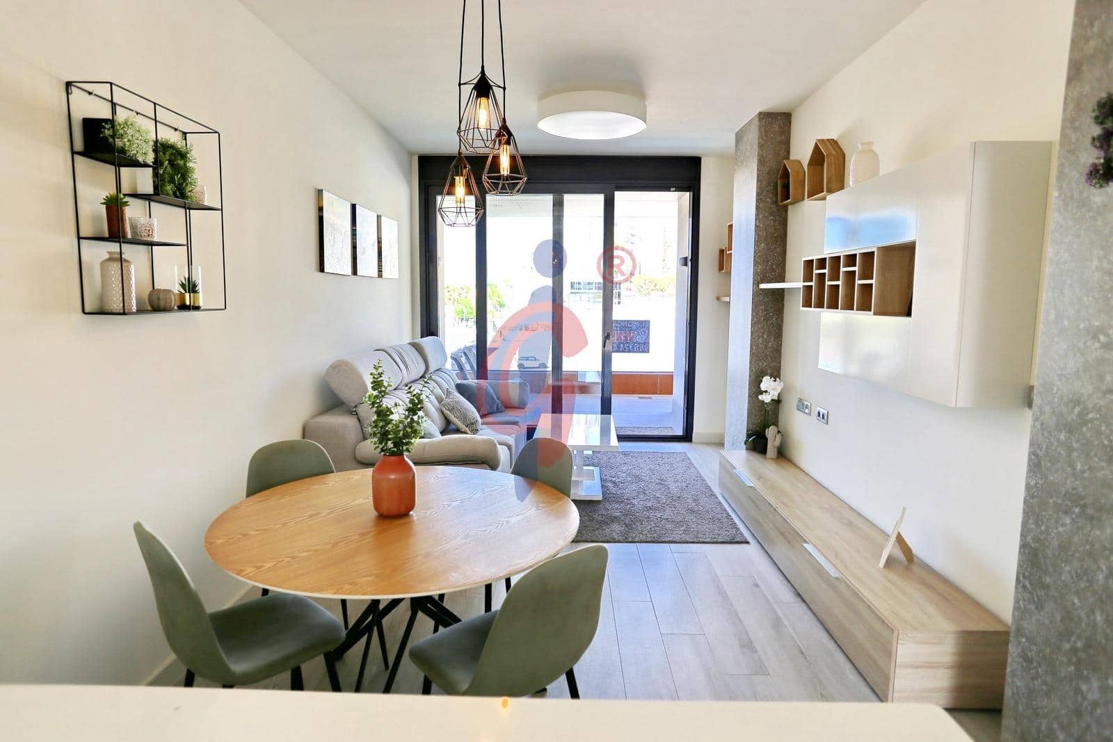 2 makuuhuone Huoneisto myytävänä paikassa Guardamar del Segura mukana uima-altaan 
autotalli - 270 000 € (Ref: 9099222)