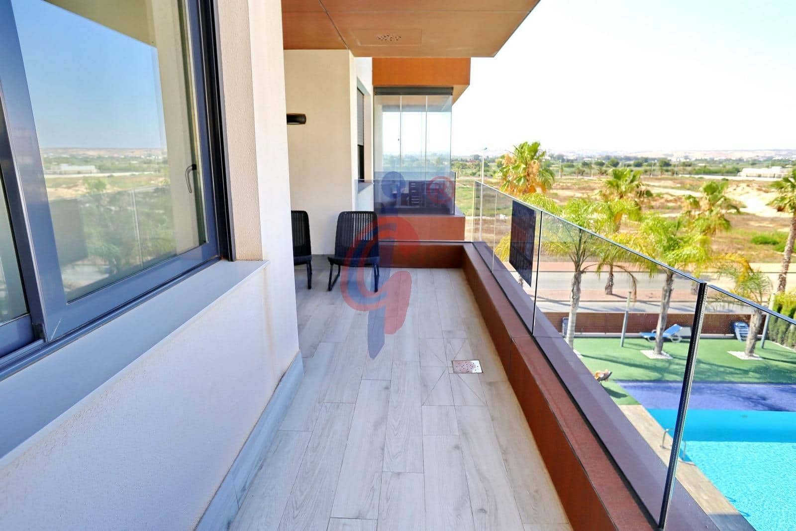 2 makuuhuone Huoneisto myytävänä paikassa Guardamar del Segura mukana uima-altaan 
autotalli - 270 000 € (Ref: 9099222)