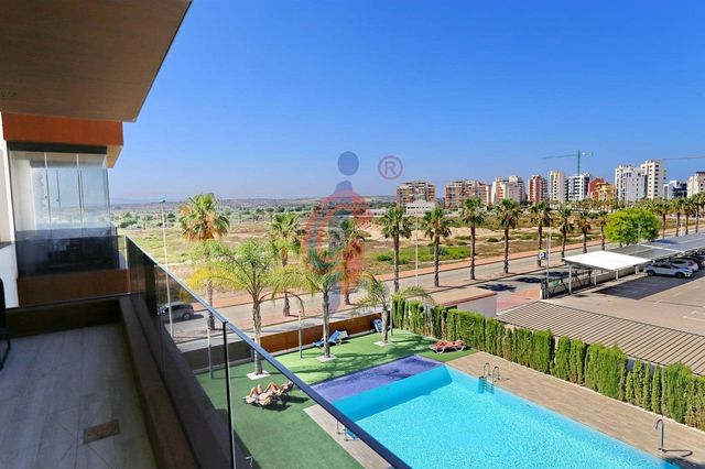 2 sypialnia Apartament na sprzedaż w Puerto Deportivo, Guardamar del Segura z basenem garażem - 270 000 € (Ref: 9099222)