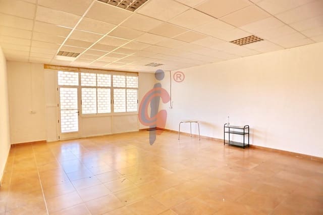Comercial para venda em Puerto Deportivo, Guardamar del Segura - 209 000 € (Ref: 9110440)