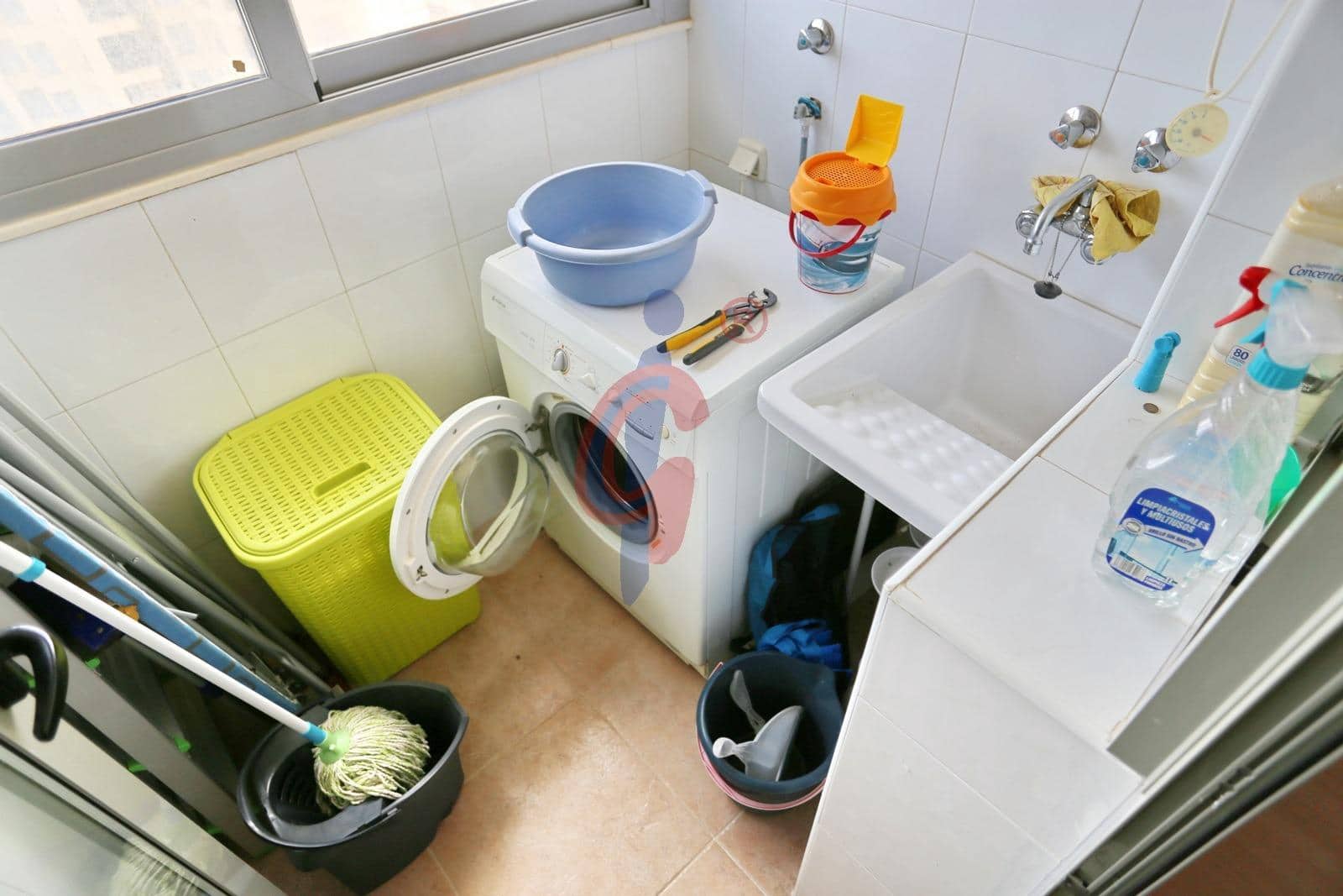 Apartamento de 3 habitaciones en Guardamar del Segura en venta con piscina garaje - 299.990 € (Ref: 9114248)