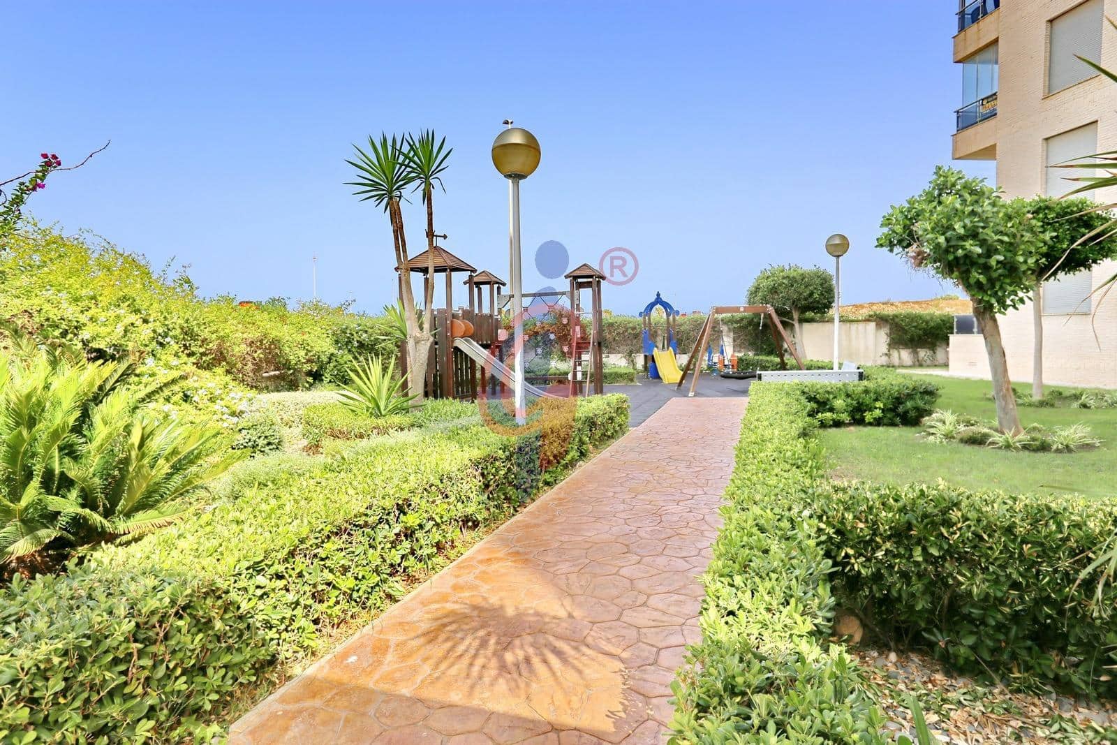 3 soveværelse Lejlighed til salg i Guardamar del Segura med swimmingpool garage - € 299.990 (Ref: 9114248)