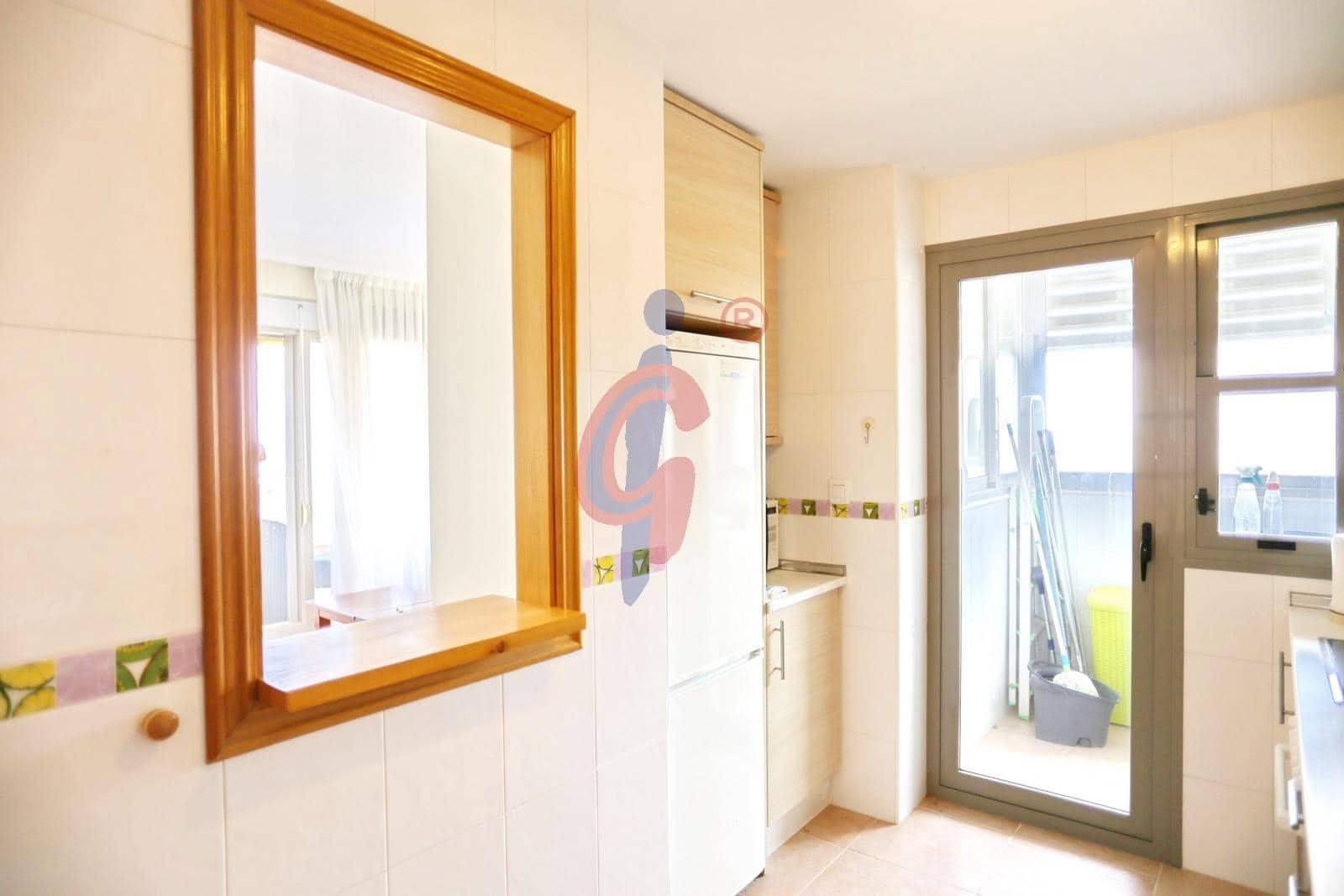 3 quarto Apartamento para venda em Guardamar del Segura com piscina garagem - 299 990 € (Ref: 9114248)