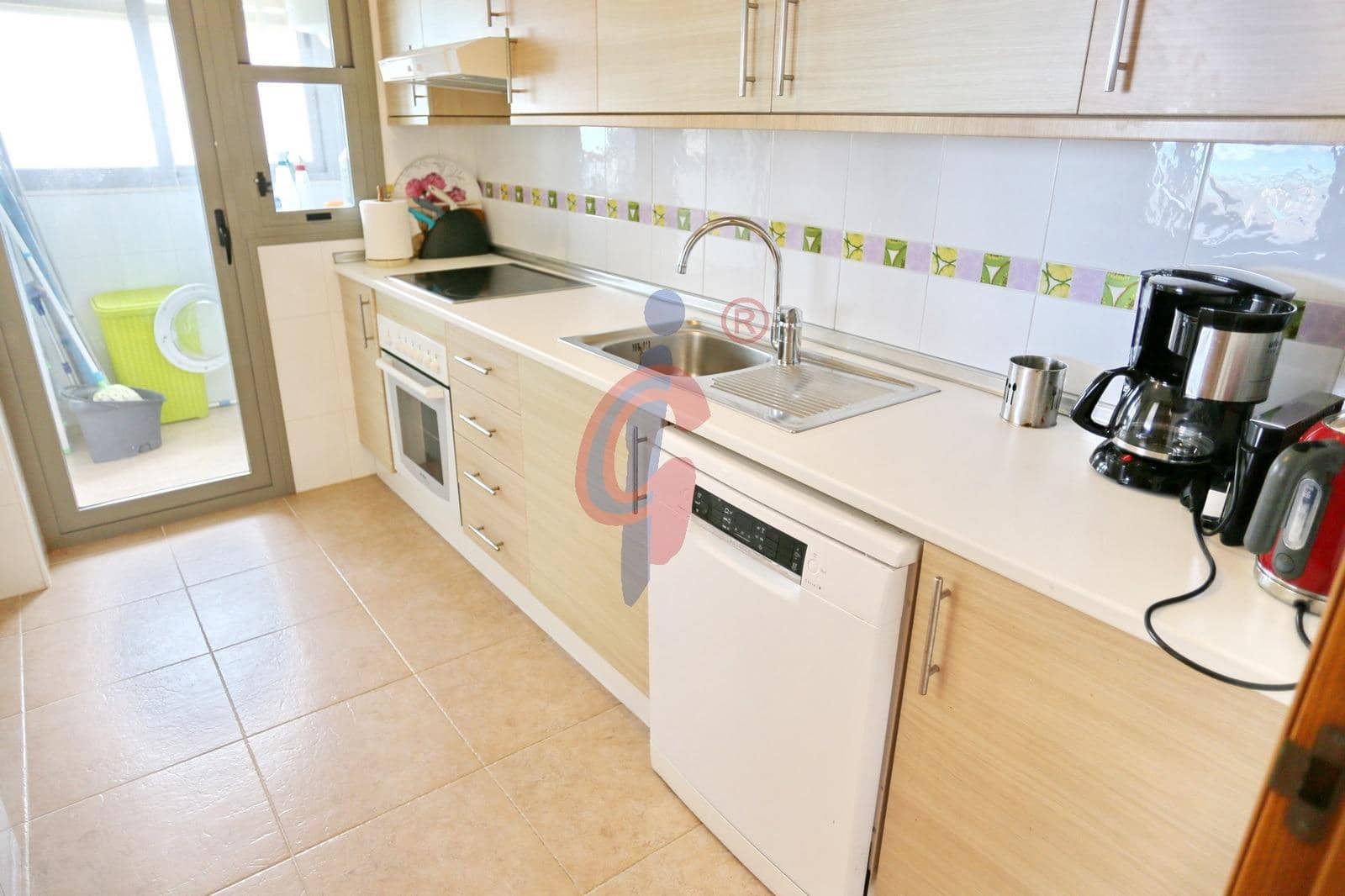 3 quarto Apartamento para venda em Guardamar del Segura com piscina garagem - 299 990 € (Ref: 9114248)