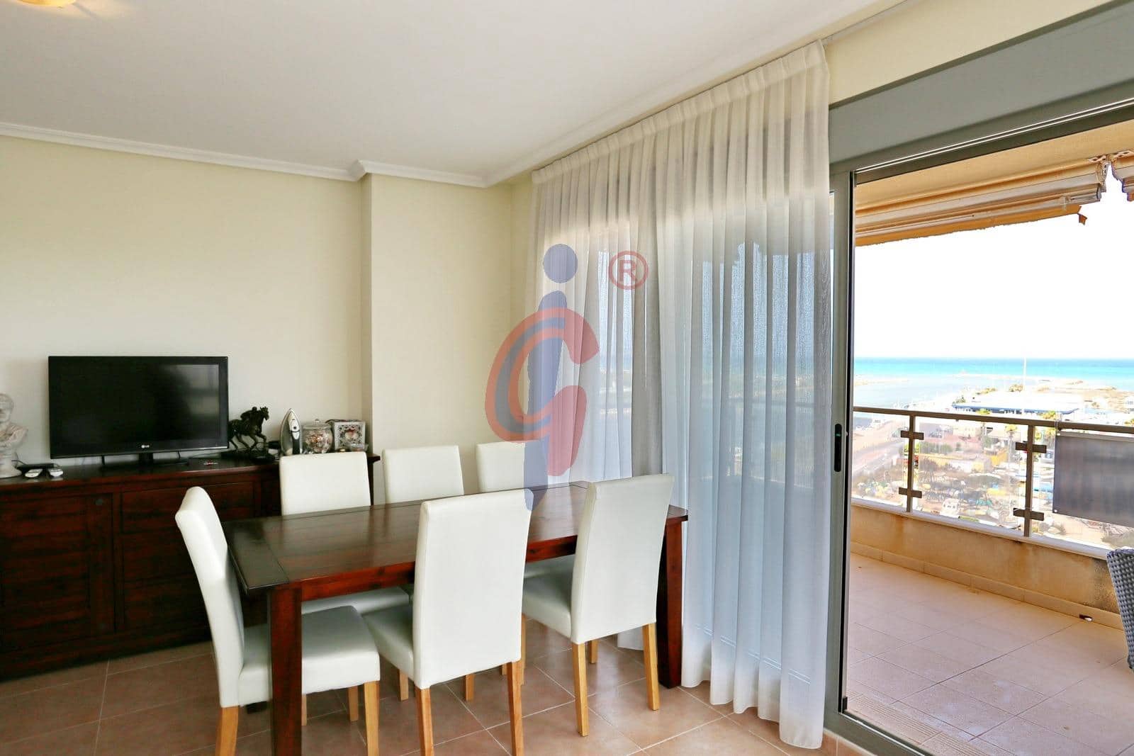 3 quarto Apartamento para venda em Guardamar del Segura com piscina garagem - 299 990 € (Ref: 9114248)