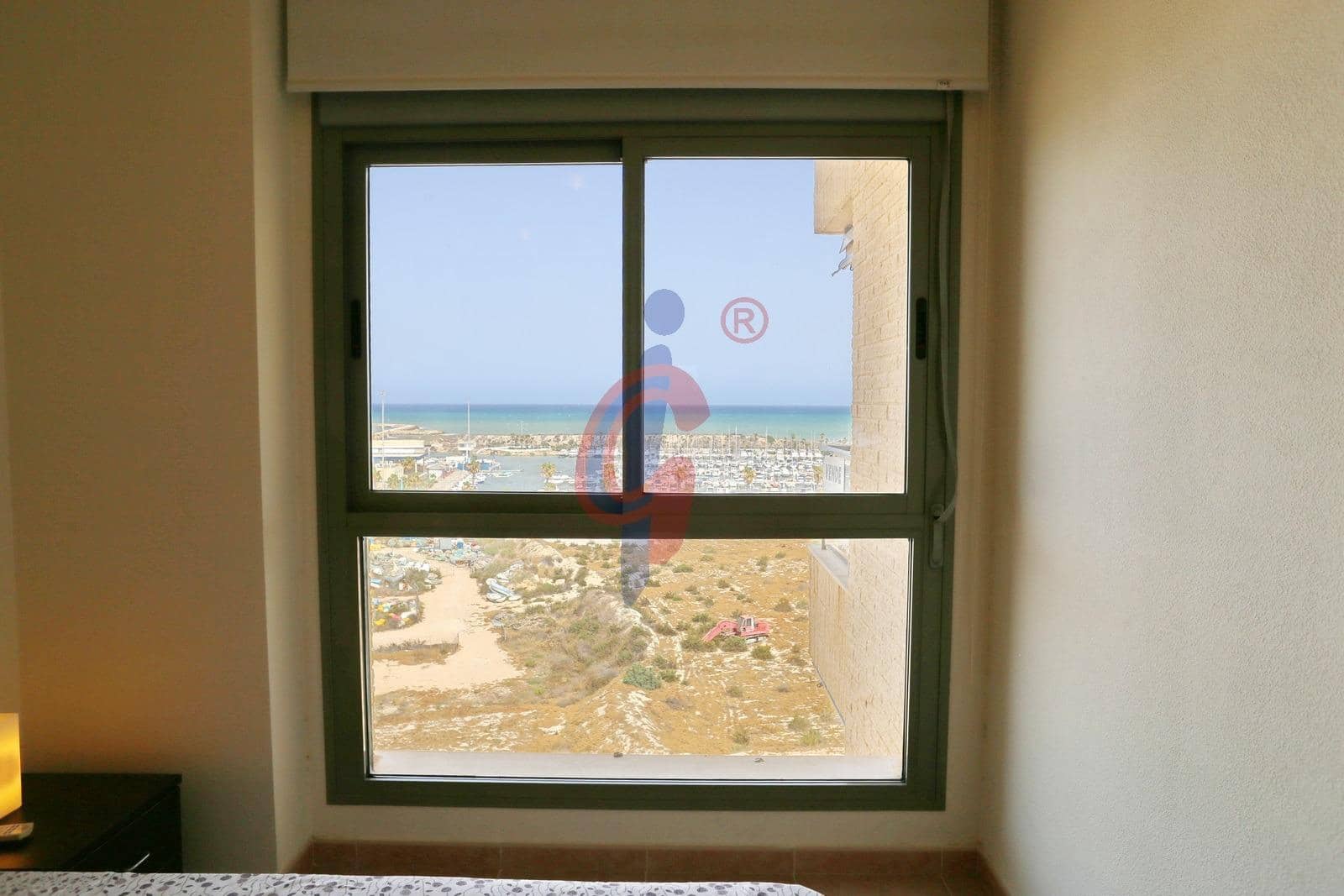 3 quarto Apartamento para venda em Guardamar del Segura com piscina garagem - 299 990 € (Ref: 9114248)