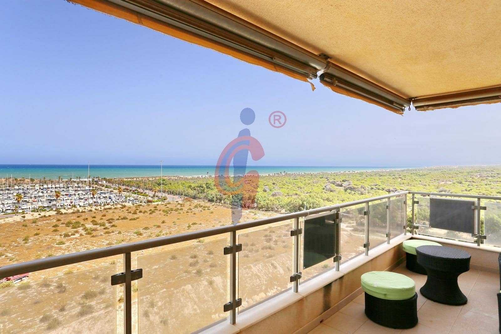 3 quarto Apartamento para venda em Guardamar del Segura com piscina garagem - 299 990 € (Ref: 9114248)