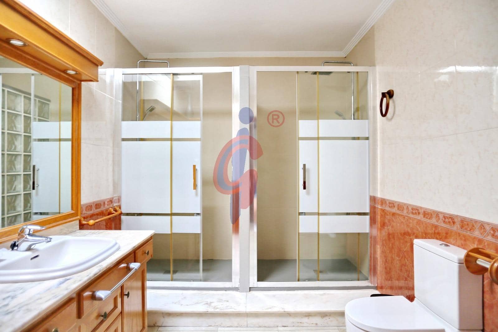 Apartamento de 3 habitaciones en Guardamar del Segura en venta con garaje - 279.900 € (Ref: 9125191)