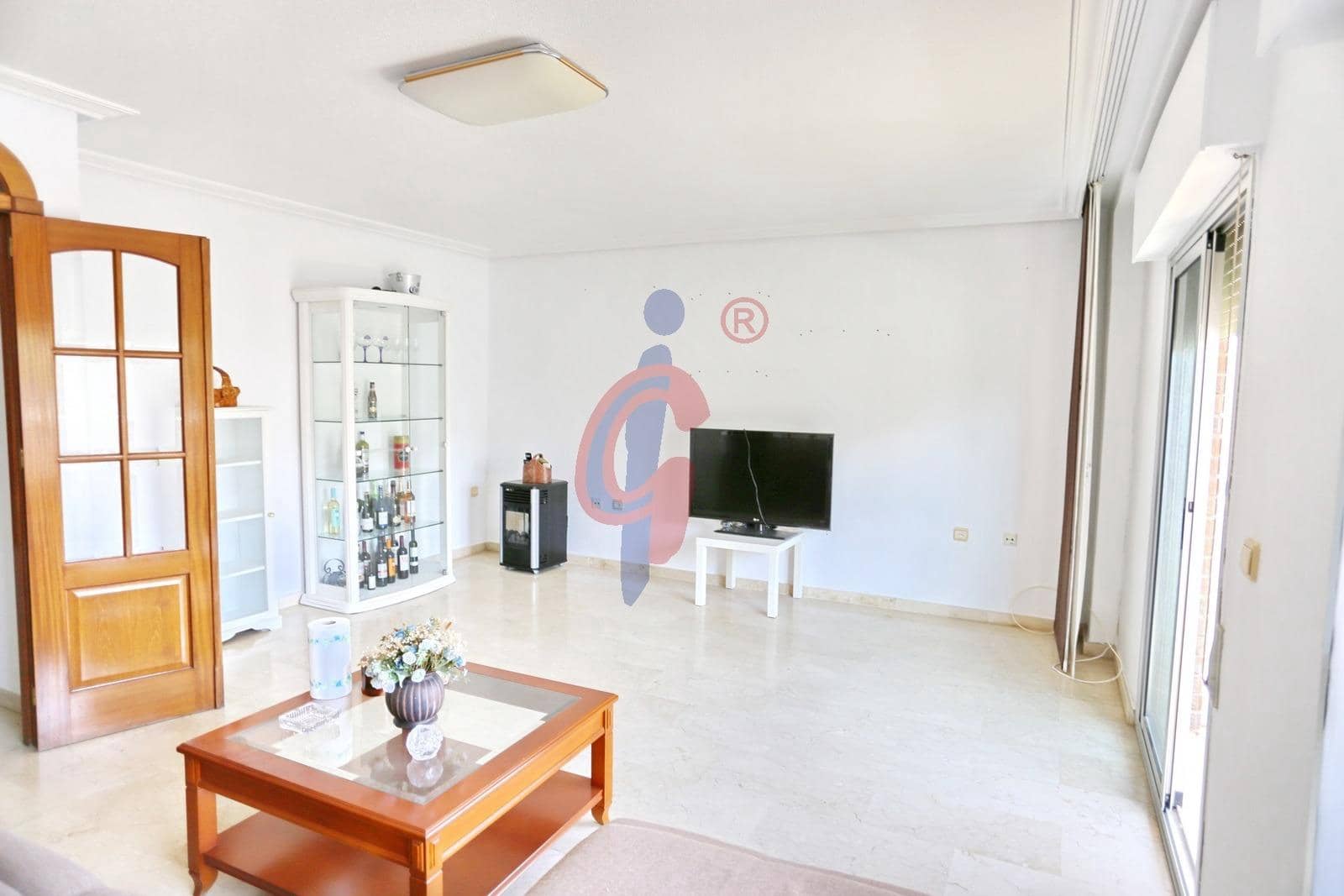 Apartamento de 3 habitaciones en Guardamar del Segura en venta con garaje - 279.900 € (Ref: 9125191)