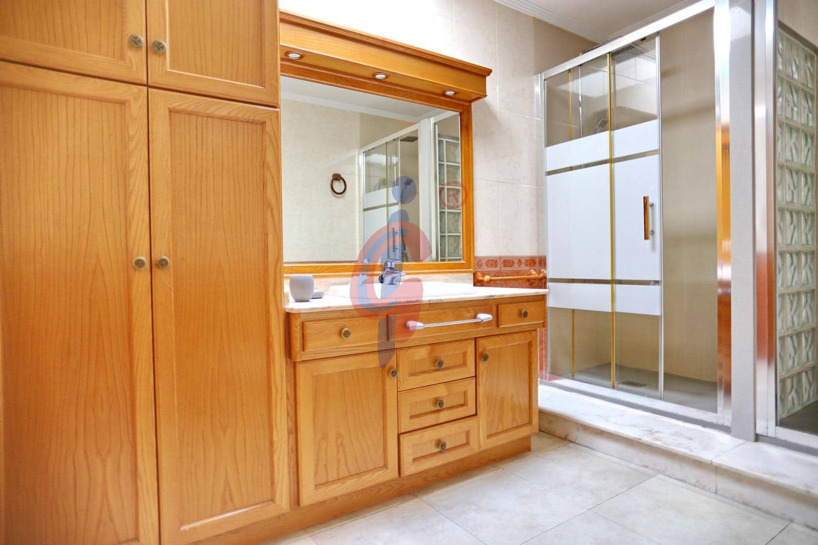 Apartamento de 3 habitaciones en Guardamar del Segura en venta con garaje - 279.900 € (Ref: 9125191)