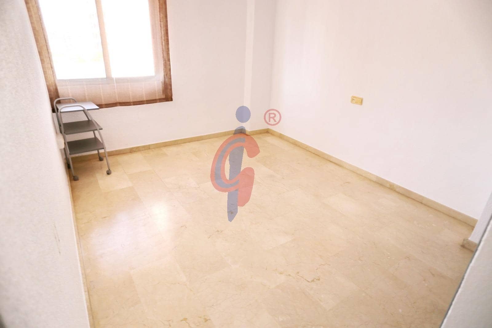 Apartamento de 3 habitaciones en Guardamar del Segura en venta con garaje - 279.900 € (Ref: 9125191)