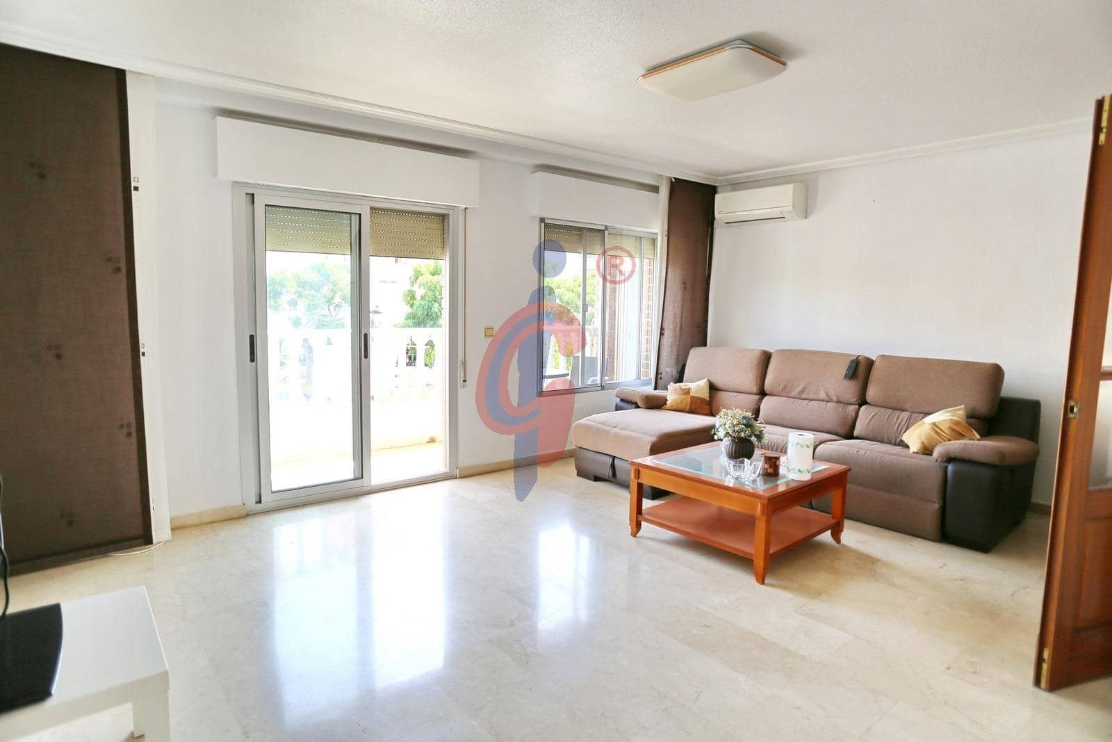 Apartamento de 3 habitaciones en Guardamar del Segura en venta con garaje - 279.900 € (Ref: 9125191)