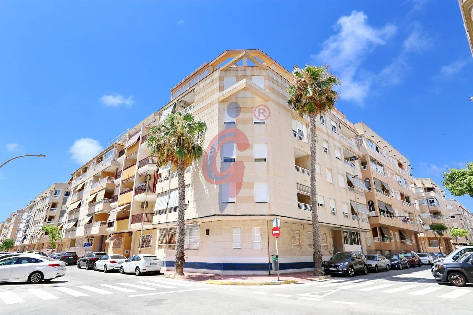 3 soveværelse Penthouse til salg i Guardamar del Segura med garage - € 279.900 (Ref: 9128373)