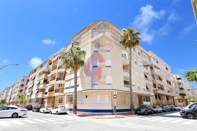 3 bedroom Penthouse for sale in Las Viñas, Guardamar del Segura with garage - € 279,900 (Ref: 9128373)