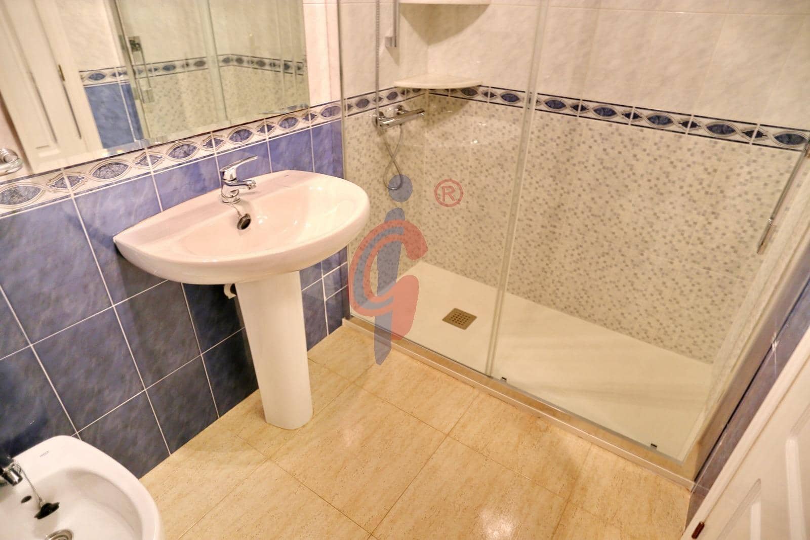 3 soveværelse Penthouse til salg i Guardamar del Segura med garage - € 279.900 (Ref: 9128373)