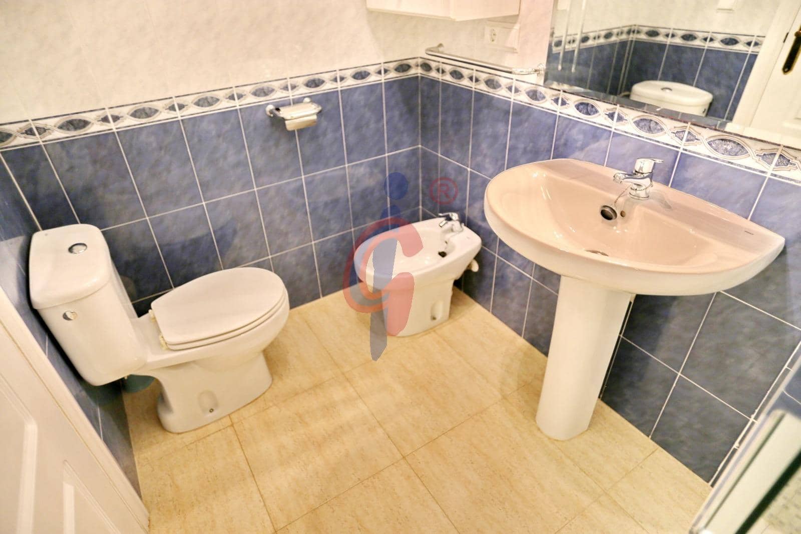 3 soveværelse Penthouse til salg i Guardamar del Segura med garage - € 279.900 (Ref: 9128373)