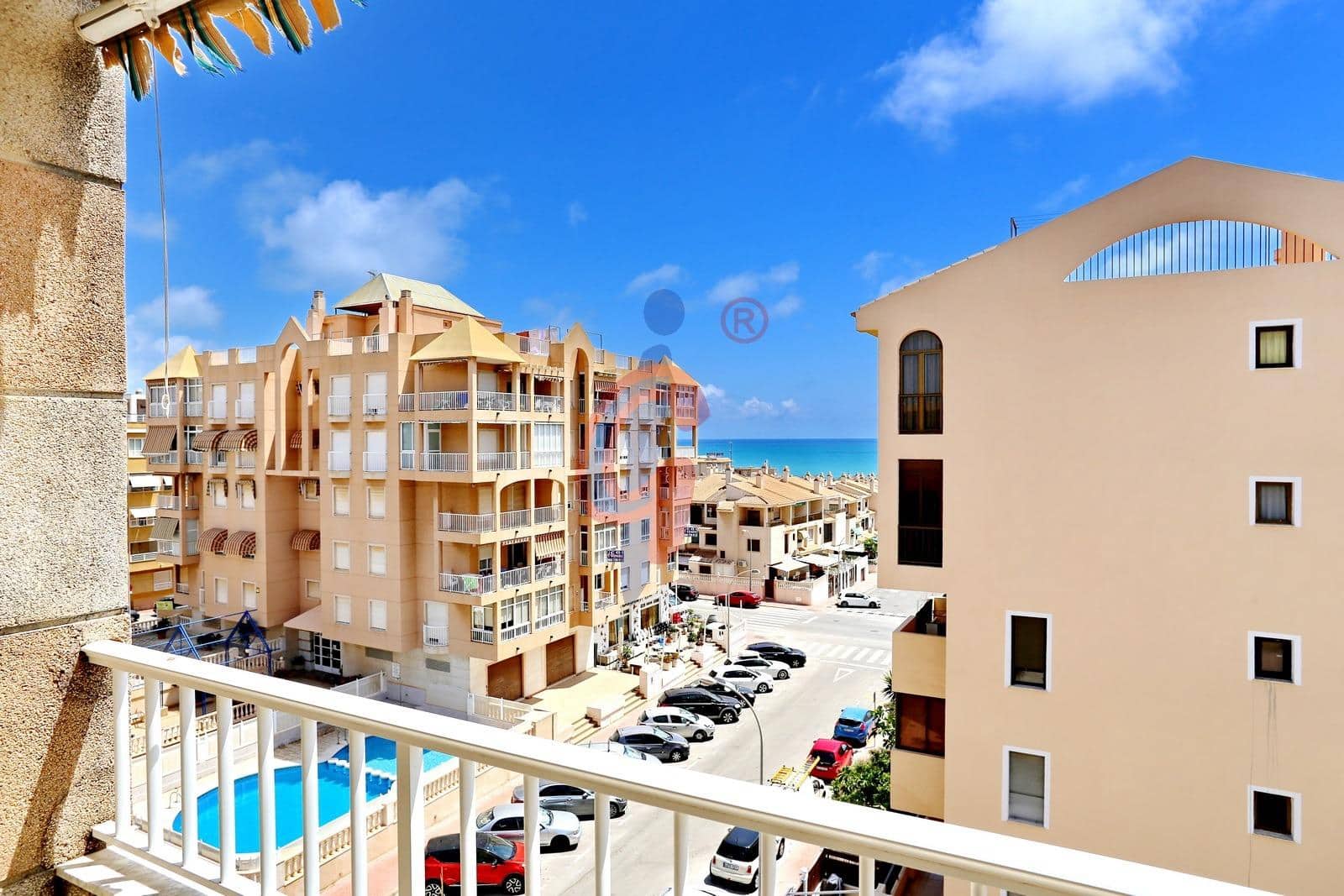 3 soveværelse Penthouse til salg i Guardamar del Segura med garage - € 279.900 (Ref: 9128373)