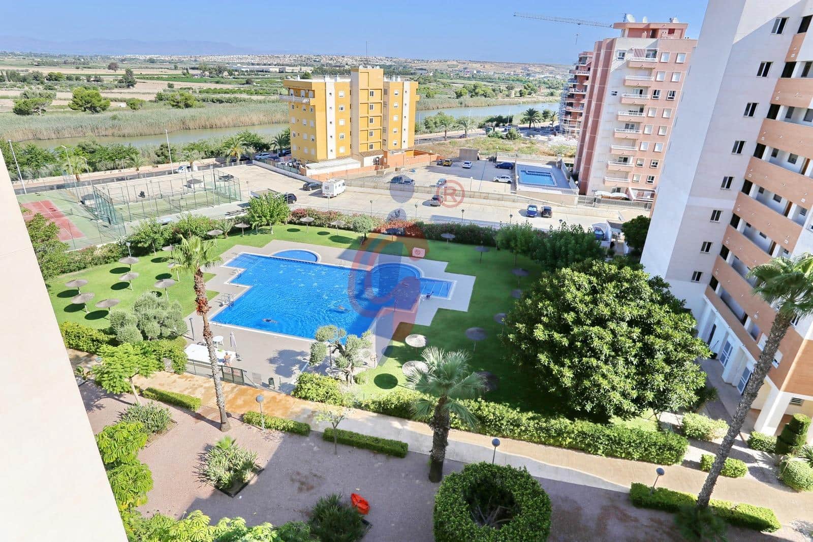 2 soveværelse Lejlighed til salg i Guardamar del Segura med swimmingpool garage - € 194.900 (Ref: 9149399)