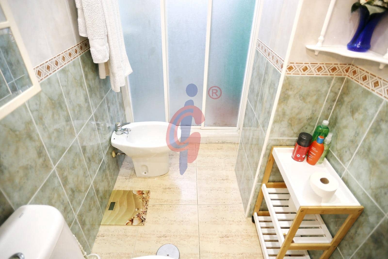 3 soveværelse Lejlighed til salg i Guardamar del Segura med garage - € 179.990 (Ref: 9161143)