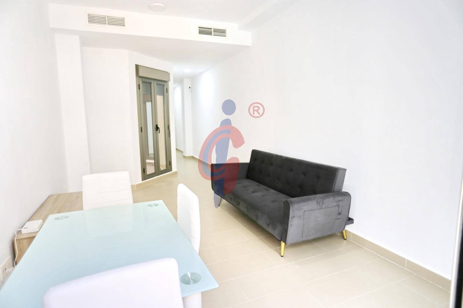 Piso de 2 habitaciones en Guardamar del Segura en venta con garaje - 190.000 € (Ref: 9165869)