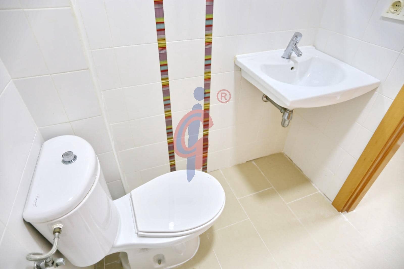 Piso de 2 habitaciones en Guardamar del Segura en venta con garaje - 190.000 € (Ref: 9165869)