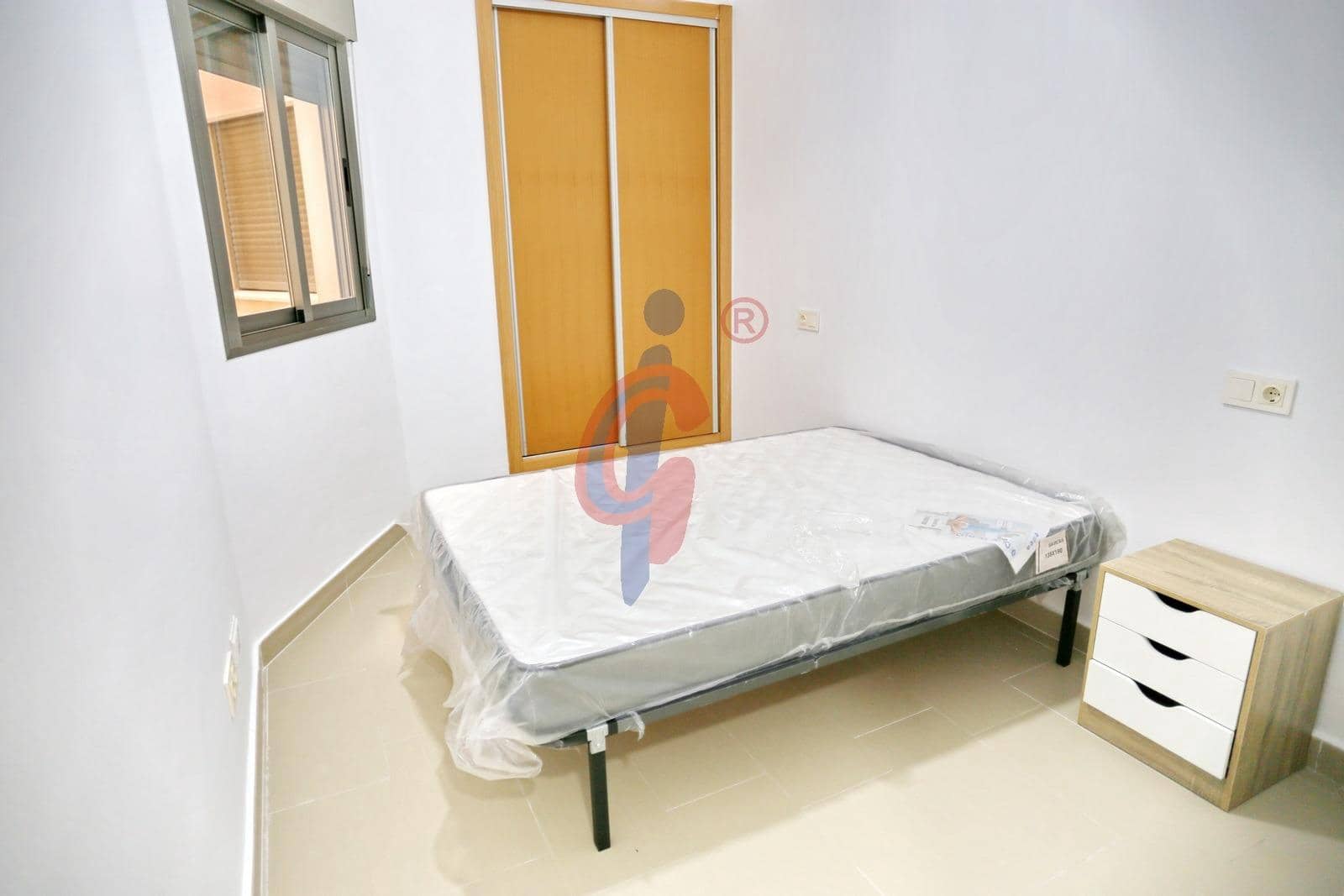 Piso de 2 habitaciones en Guardamar del Segura en venta con garaje - 190.000 € (Ref: 9165869)