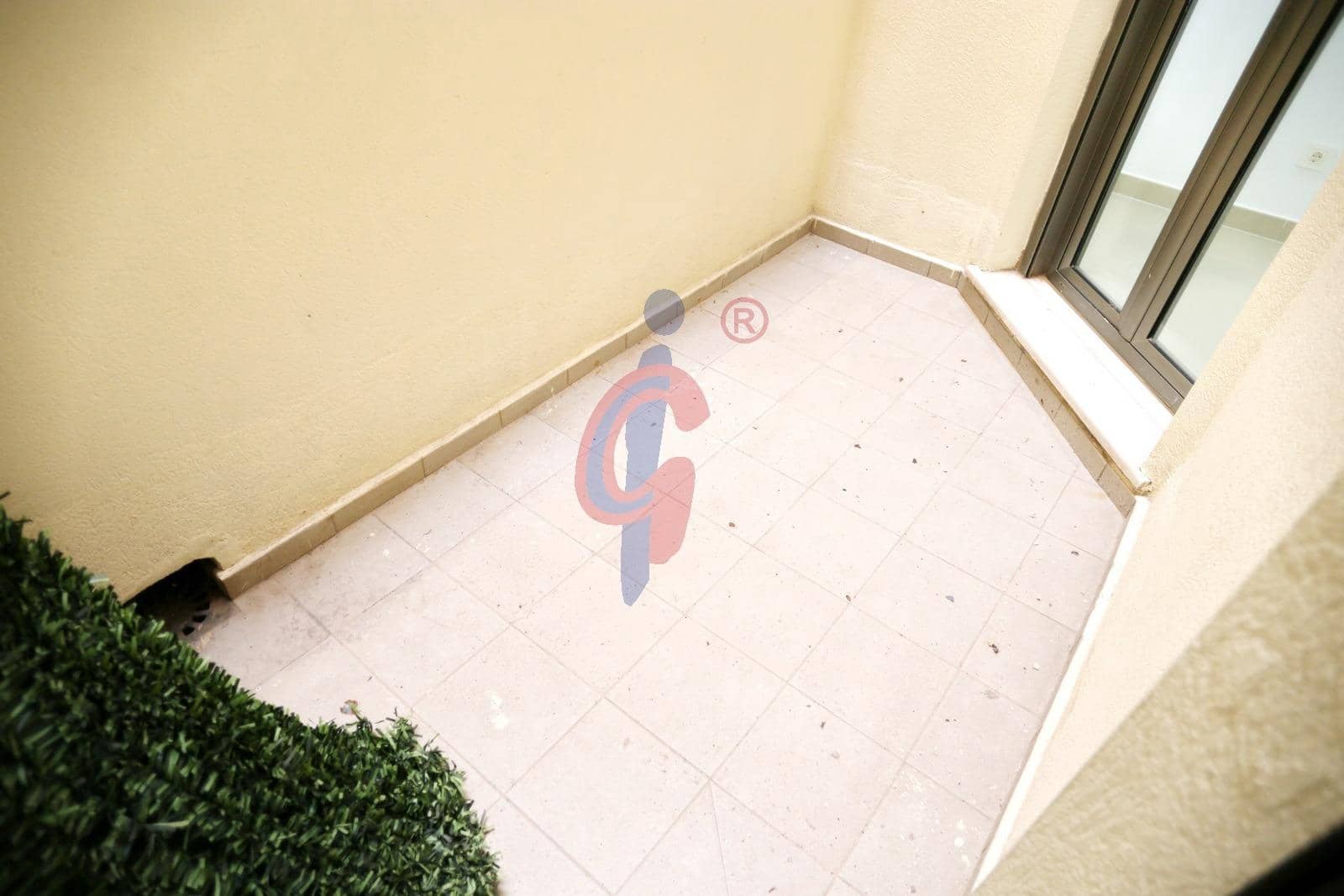 Piso de 2 habitaciones en Guardamar del Segura en venta con garaje - 190.000 € (Ref: 9165869)