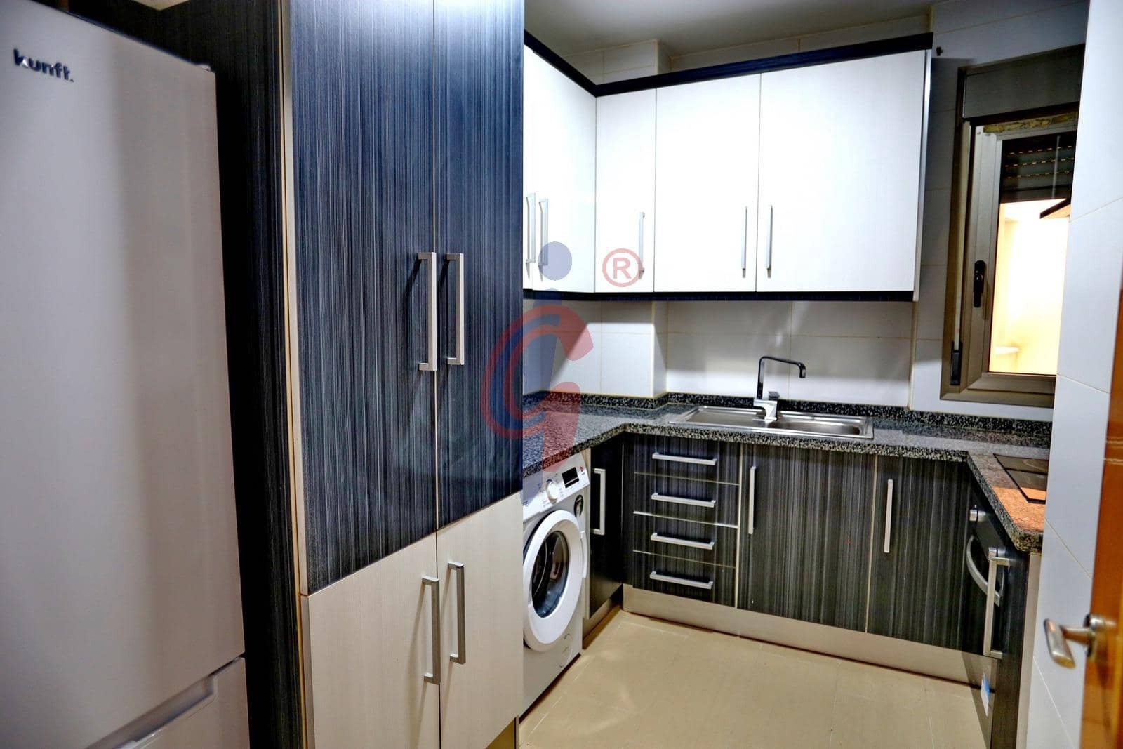 Piso de 2 habitaciones en Guardamar del Segura en venta con garaje - 190.000 € (Ref: 9165869)