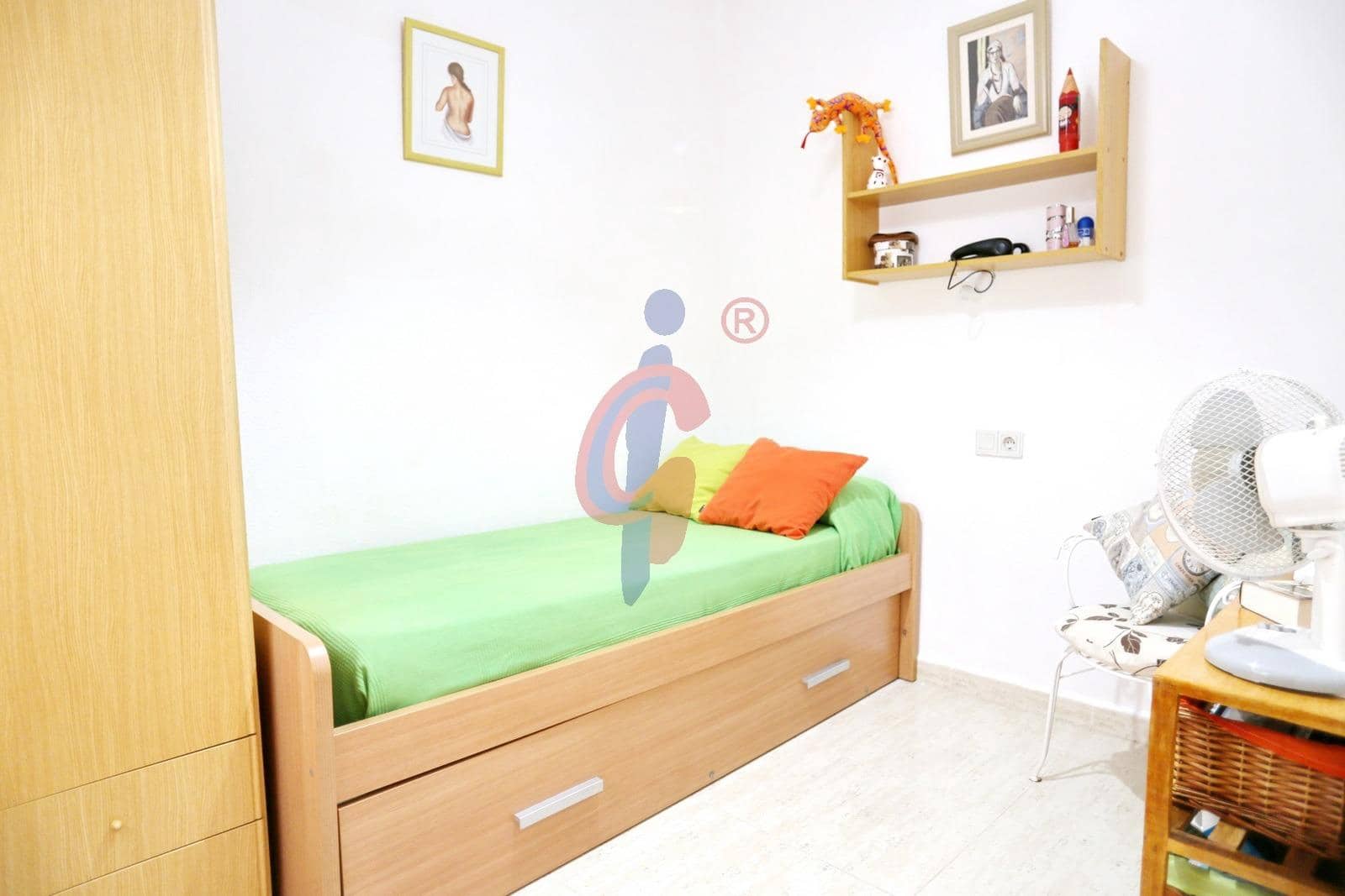 2 bedroom Apartment for sale in Guardamar del Segura with pool - € 137,000 (Ref: 9171540)